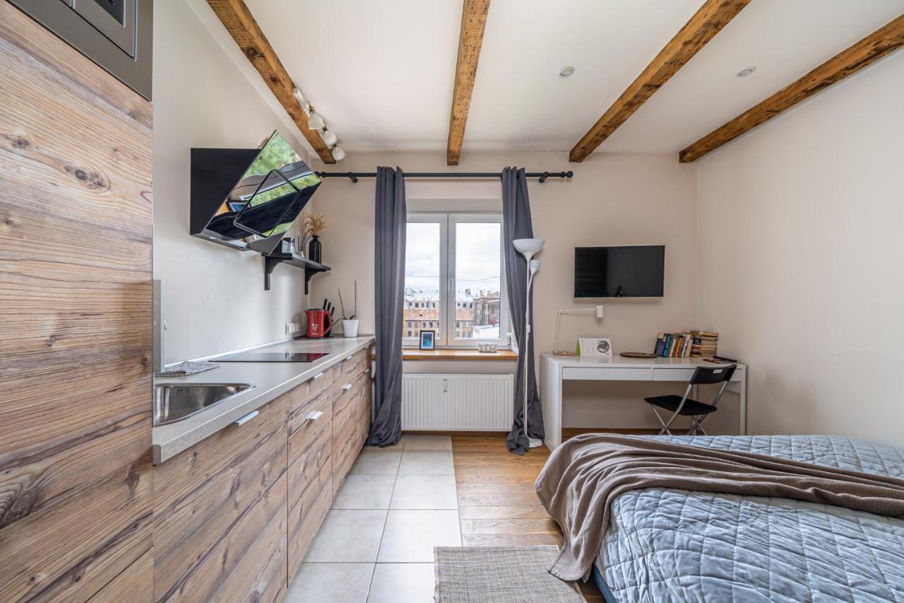 Trendy Top-Floor Stay In Heart Of Riga, Near Bars & Culture Esterno foto