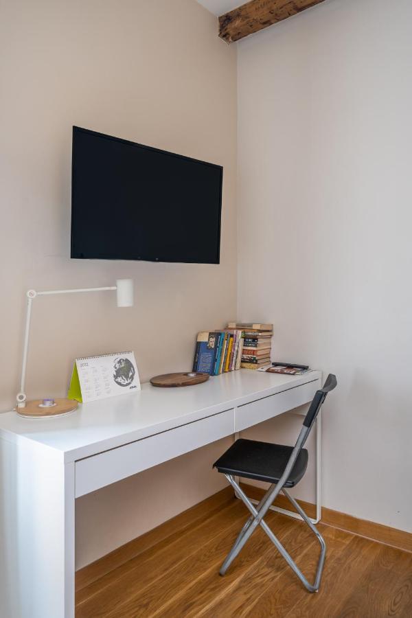 Trendy Top-Floor Stay In Heart Of Riga, Near Bars & Culture Esterno foto