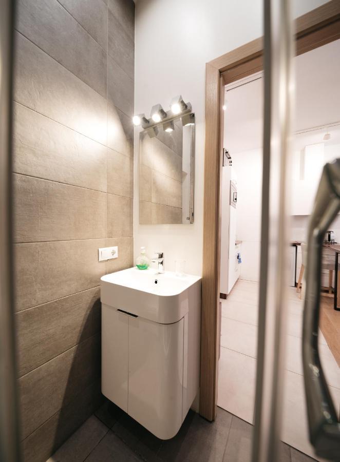 Trendy Top-Floor Stay In Heart Of Riga, Near Bars & Culture Esterno foto